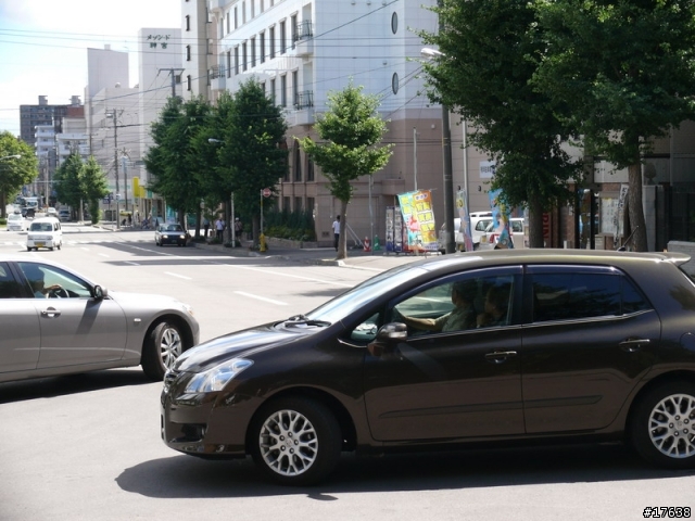 一些日本車的照片