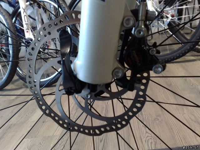 分享我的新車  Commencal