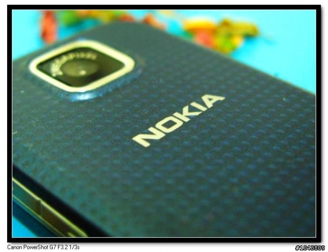 手機也能 張‧藝‧謀？！NOKIA 7310 Supernova 的 十‧面‧埋‧伏