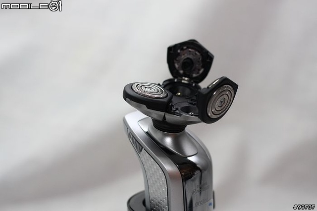 Philips Norelco Razor 1060 刮鬍刀開箱介紹
