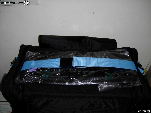 【簡單開箱文】SG02-F與銀欣 PACK包包的新結合