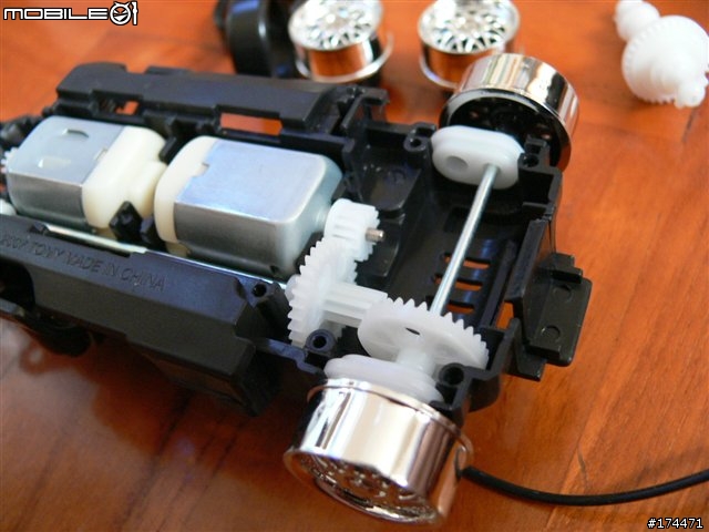 [勸敗] Tomy 的Drift Pakage Light R34