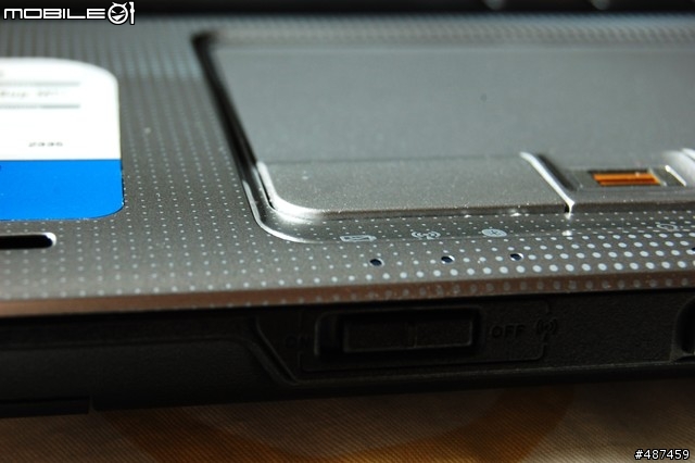[新機入荷]ASUS M51VA 開箱文