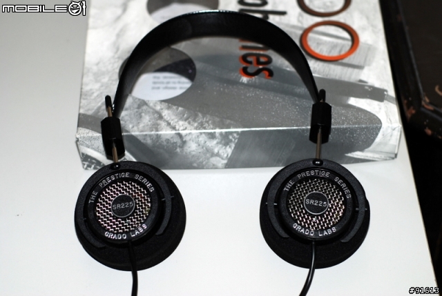 [分享] 9/22更新 增加耳擴跟CD Player了 ;  Grado SR225 耳機在台中入手啦...