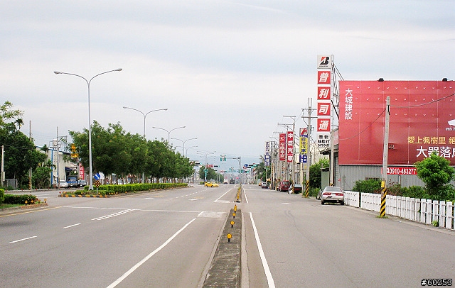 台中 烏日高鐵站繞圈