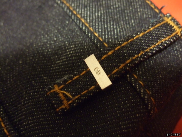 [分享]dior homme blue raw denim 低調的原色褲