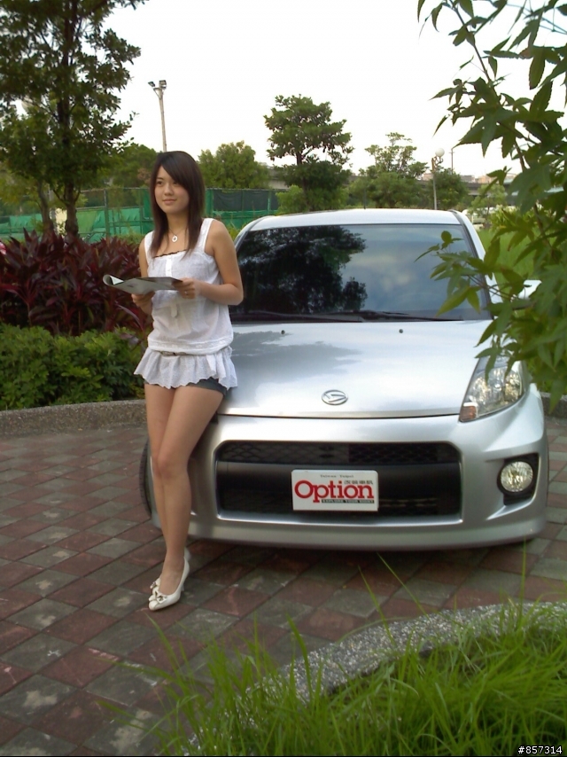 分享08 DAIHATSU Sirion 1.5L Sport 底盤昇級 新增後鼓改R32對2活塞卡鉗