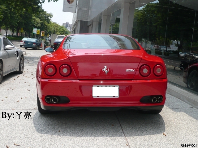 之前台中拍到的Ferrari 575M Maranello
