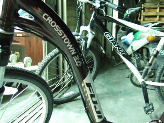 集合登山車與公路車與一身的淑女車FUJI CROSSTOWN 20