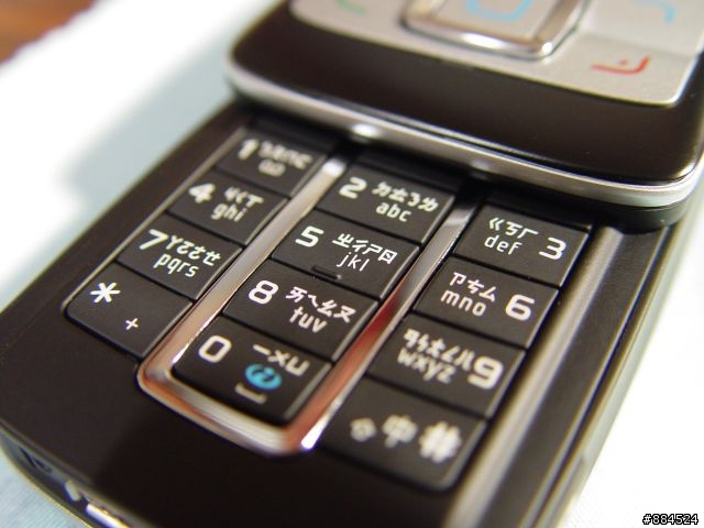 遲來的黑色索魂誘惑之nokia 6280不專業賞機文