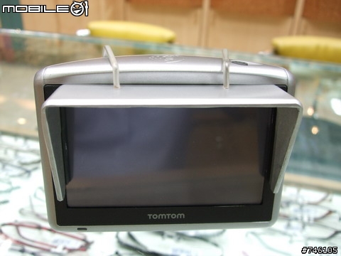分享**DIY TomTom GPS 遮陽(光)罩**