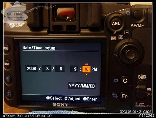 [開箱文] 邁進 中階單眼「Sony DSLR α700」