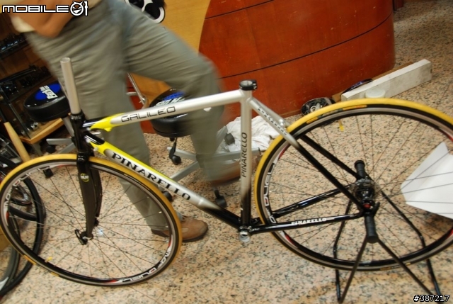 低調的黃領紳士：PINARELLO GALILEO