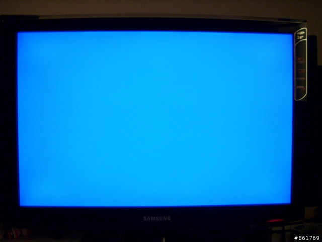 [開箱]節能省碳的新選擇 == Samsung T240 ==