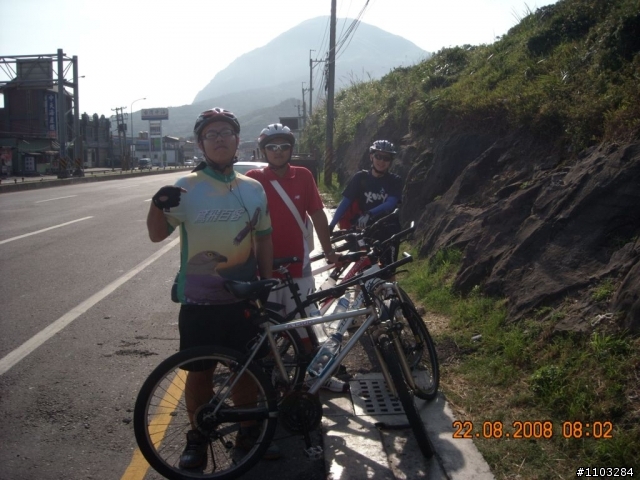 基隆和平島 ～福隆草領隧道５人團體