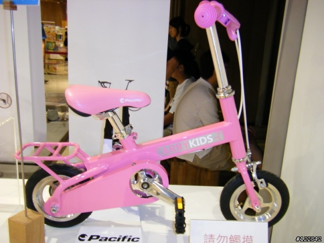 [ 分享 ] 台中勤美誠品綠園道的自行車展