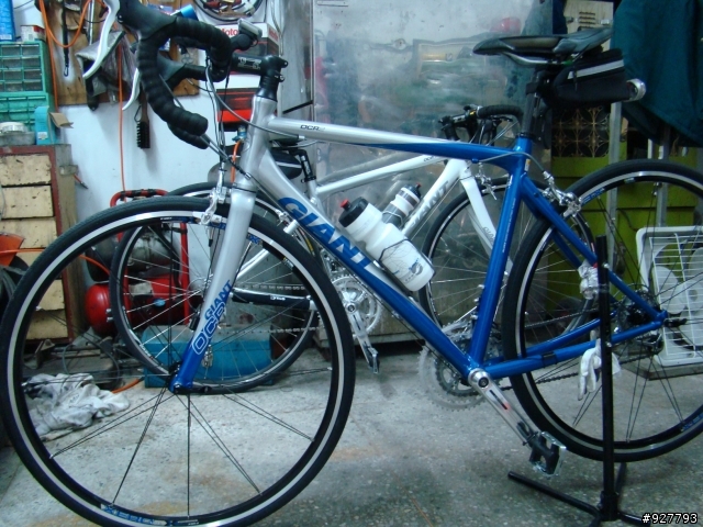 [DIY開箱]08 GIANT OCR 2 藍銀 跑第七 Ultegra SL大盤