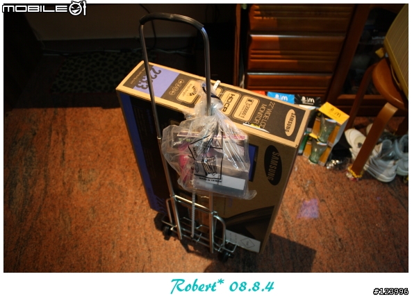 [開箱]意外入手 低調奢華亮亮白 SAMSUNG 2233GW