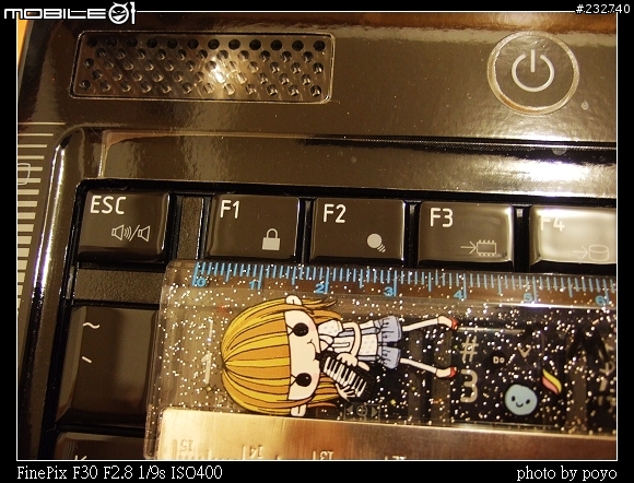[分享]讓家裡閃光心花怒放的生日禮--雪白M800 (同場加映M300比較)