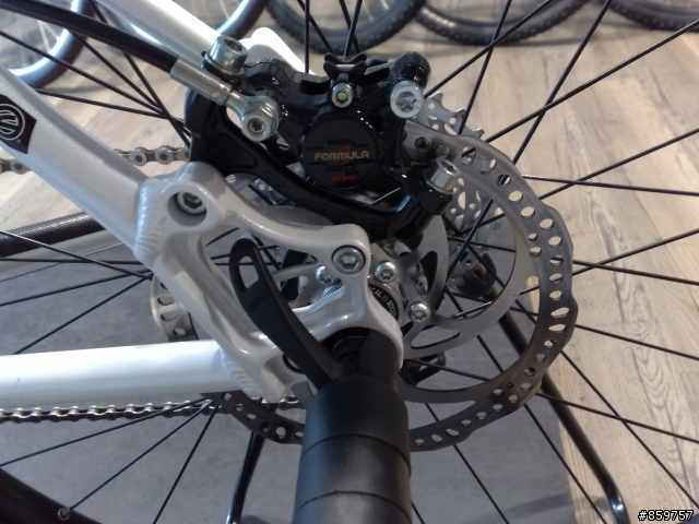 分享我的新車  Commencal