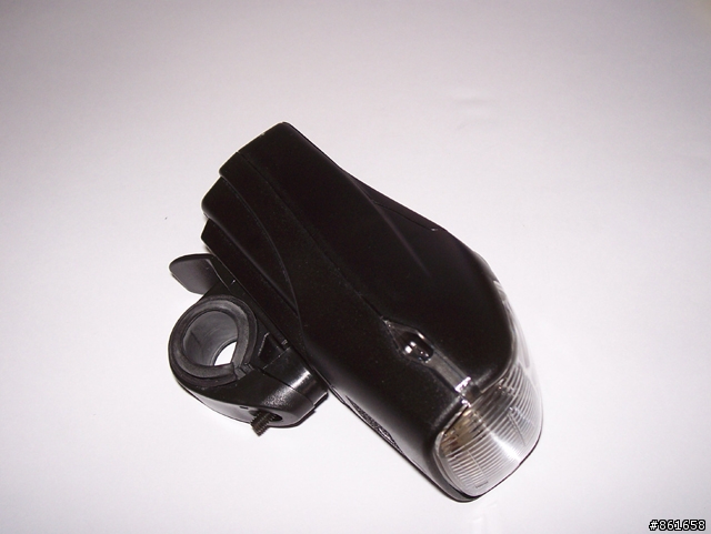 [不專業車燈測試]過去的那個光之便宜又大碗 D-light CG-104 鹵素燈（8/14新增初改完成）
