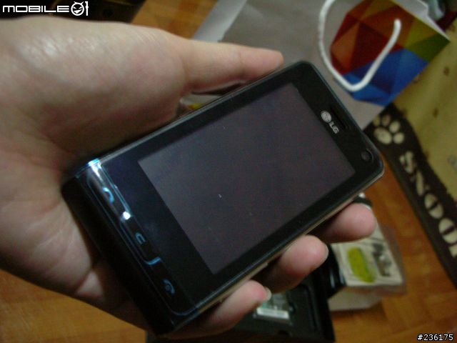 LG KU990R黑色鏡頭蓋版 隨意開箱分享