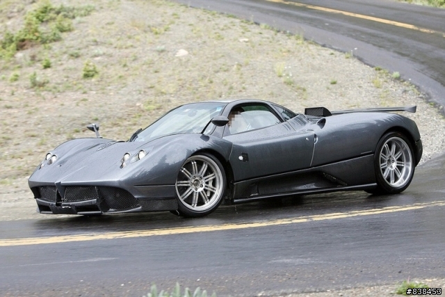 Zonda F 跑車and Bugatti Veyron Targa 敞篷版