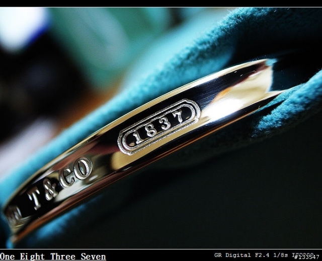 [分享]邪惡藍色之TIFFANY & Co. 1837 純銀開口手環!