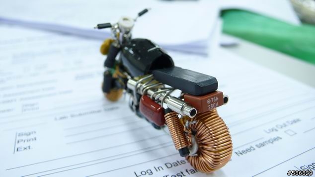 [電子零件機車模型]第一代復古風-已修正連結