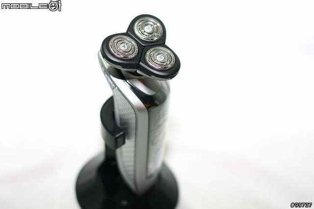 Philips Norelco Razor 1060 刮鬍刀開箱介紹