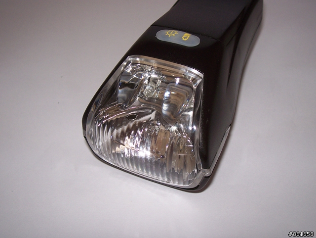 [不專業車燈測試]過去的那個光之便宜又大碗 D-light CG-104 鹵素燈（8/14新增初改完成）