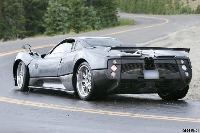 Zonda F 跑車and Bugatti Veyron Targa 敞篷版