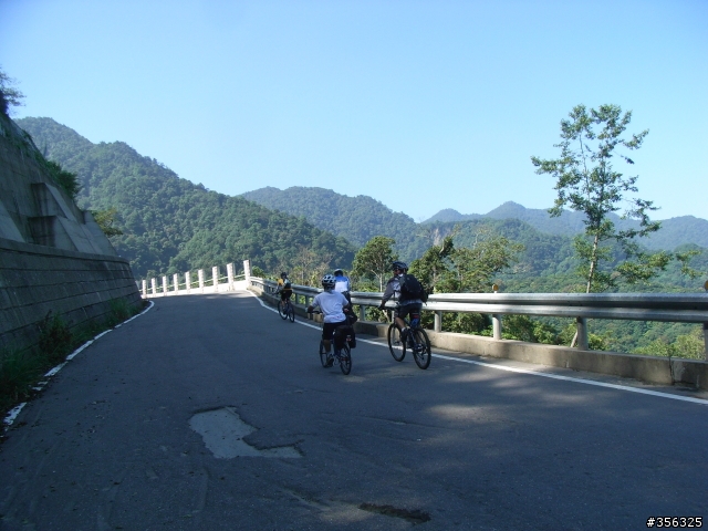 [遊記] 見證上帝的部落 司馬庫斯 單車2日遊