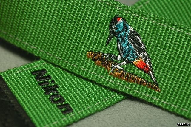 [分享]Nikon原廠"鳥"背帶