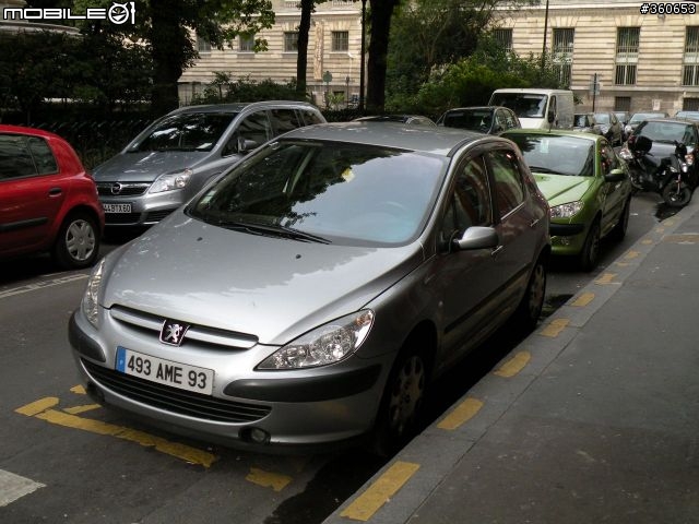 French cars in Paris