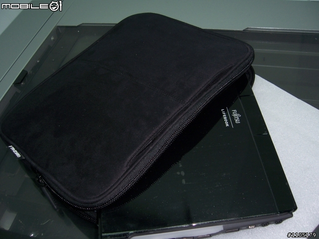 【開箱文】Fujitsu P8010 筆電保護袋-IFIT DA 823