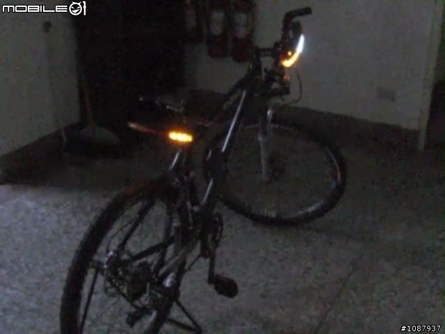[分享]自行車無線控制方向燈組