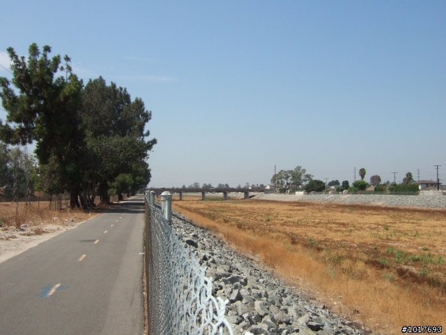 [LA遊記] 從荒地到海天無邊 - San Gabriel River Bike Route (圖多)