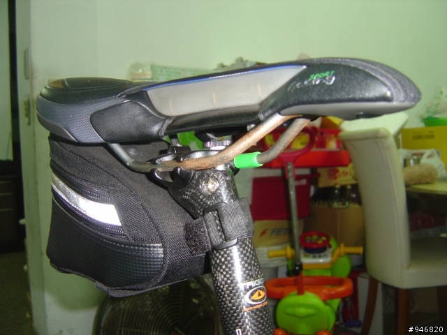 救人啊!我的Topeak Allay sports racing座墊生鏽了......