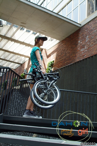 DAHON GIRL IN JAPAN(不知道有沒有重複)