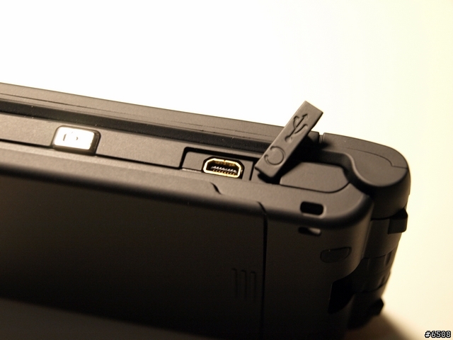 [簡單開箱]窮人3G手機 ZTE F230與新辦威寶門號經驗分享