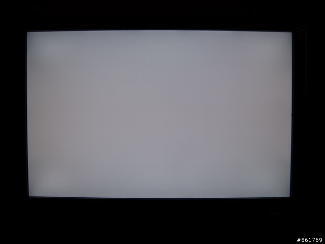 [開箱]節能省碳的新選擇 == Samsung T240 ==
