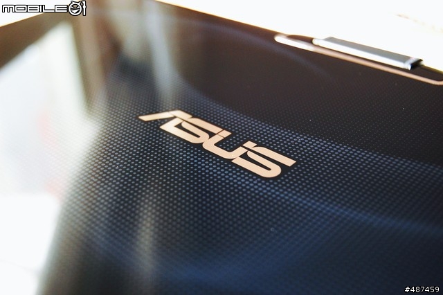 [新機入荷]ASUS M51VA 開箱文