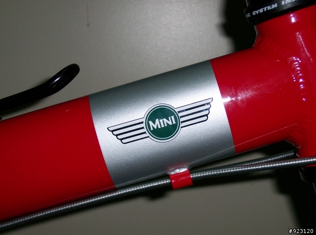 mini單車--20吋鋁合金折疊車..有著正版汽車mini商標的腳踏車喔!