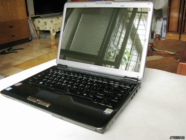 [開箱文] Toshiba M300 太空銀