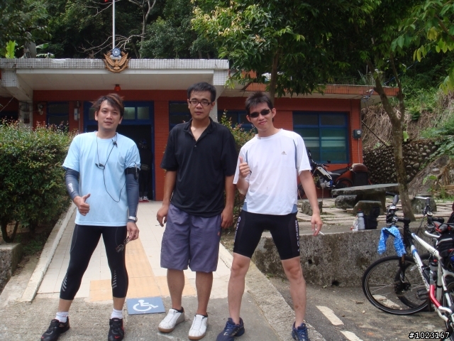 還沒滿月的菜鳥上桶後