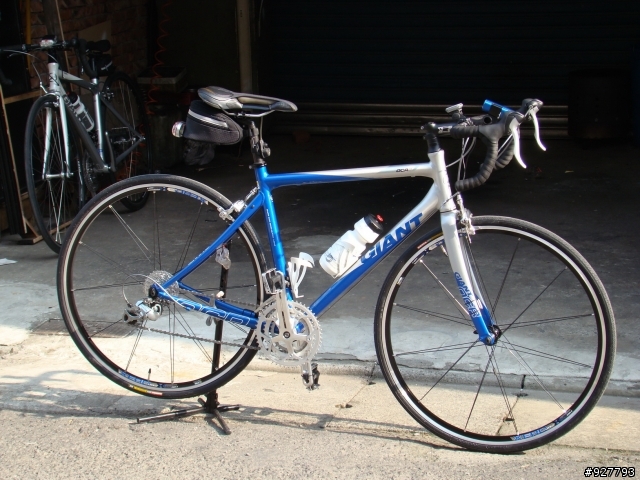[DIY開箱]08 GIANT OCR 2 藍銀 跑第七 Ultegra SL大盤