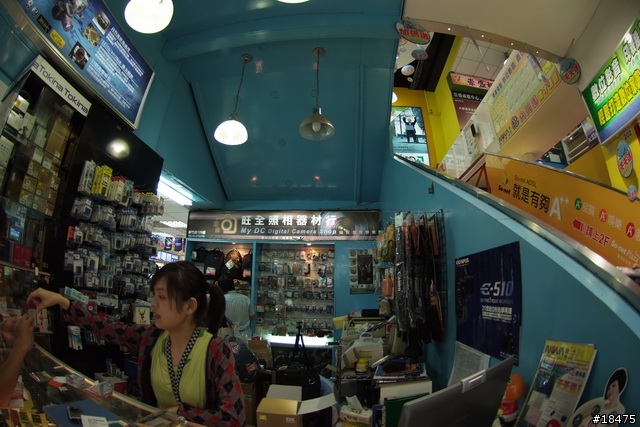 入手第一顆魚眼鏡：Sigma 10mm F2.8 EX DC Fisheye HSM