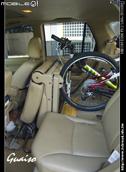【分享】CR-V 放進兩部 26 吋登山車的做法。