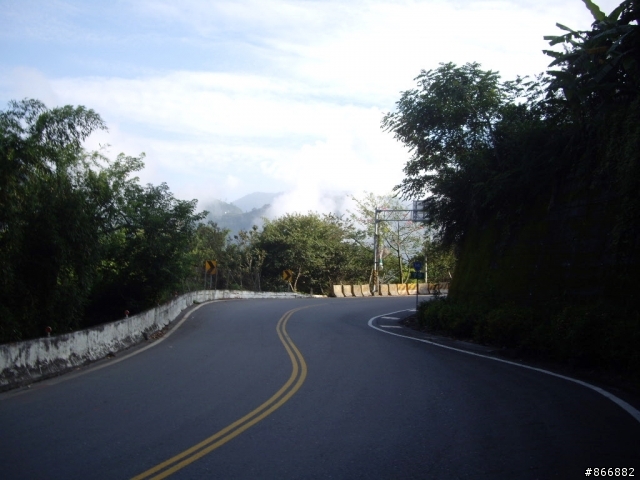 [分享]林北愛練車，戀上50愛上武嶺，僅供想像路況實景